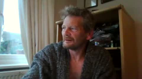 Snapshot of ttb2769 chatting on 10/27/25, 07:12 ttb2769 online show from 10/27/25, 07:12