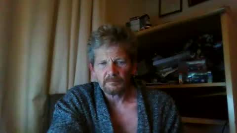 Snapshot of ttb2769 chatting on 11/05/25, 06:24 ttb2769 online show from 11/05/25, 06:24