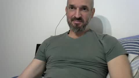 tu_bomberono online show from 01/15/25, 08:37