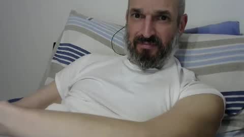 tu_bomberono online show from 02/14/25, 09:21