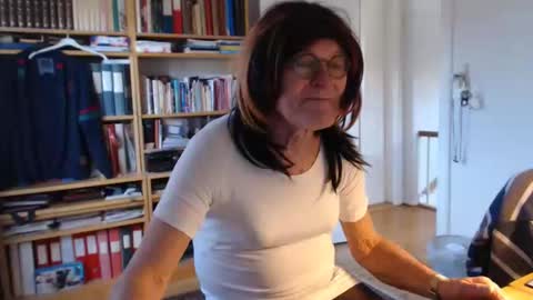 FINN but call me NANNA online show from 03/01/25, 03:05