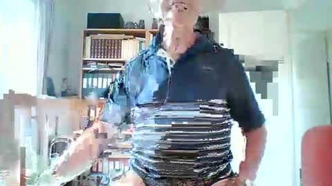 Snapshot of tubaist chatting on 06/03/26, 08:17 FINN but call me NANNA online show from 06/03/26, 08:17