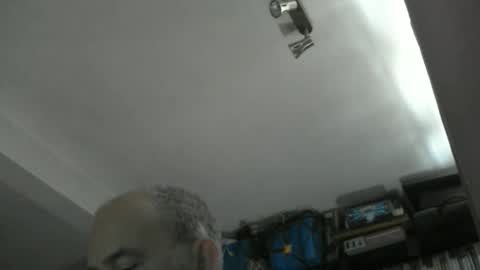 tubsy6868 online show from 04/22/26, 12:39