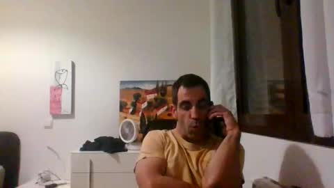 Snapshot of tufollamigoespecial chatting on 10/27/25, 11:09 tufollamigoespecial online show from 10/27/25, 11:09