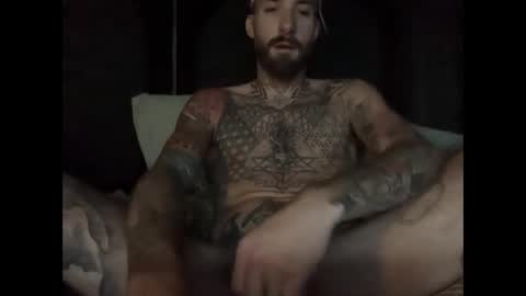 Snapshot of tuhands chatting on 09/27/25, 10:31 Tuhands online show from 09/27/25, 10:31