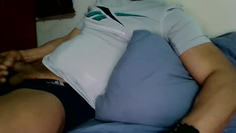 Snapshot of tupapi79279622 chatting on 03/12/25, 11:12 tupapi79279622 online show from 03/12/25, 11:12