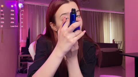 Snapshot of tutti_cutieee chatting on 06/26/26, 08:30 Nika online show from 06/26/26, 08:30