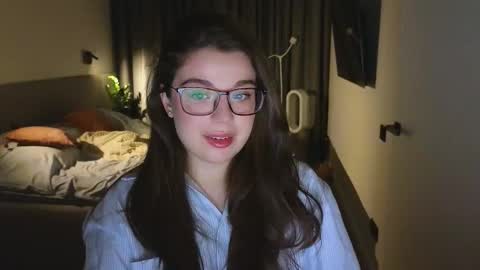 Ariana online show from 11/30/25, 09:52