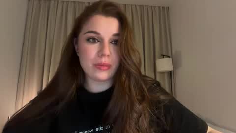 Ariana online show from 03/22/26, 07:39