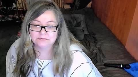 Lana online show from 03/08/25, 12:33