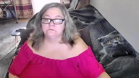 Lana online show from 09/18/25, 02:02