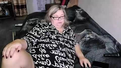 Lana online show from 09/21/25, 11:17