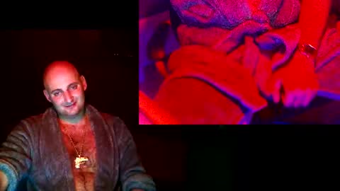 Snapshot of twardyidlugi chatting on 12/11/24, 07:25 twardyidlugi online show from 12/11/24, 07:25