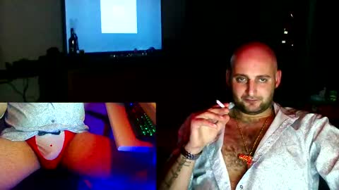 Snapshot of twardyidlugi chatting on 12/25/24, 12:16 twardyidlugi online show from 12/25/24, 12:16