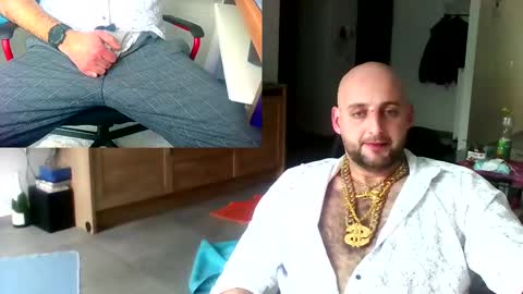 Snapshot of twardyidlugi chatting on 12/29/24, 10:12 twardyidlugi online show from 12/29/24, 10:12