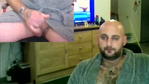 Snapshot of twardyidlugi chatting on 11/01/25, 01:18 twardyidlugi online show from 11/01/25, 01:18