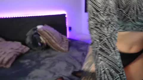 MayCarrey online show from 12/20/24, 09:28