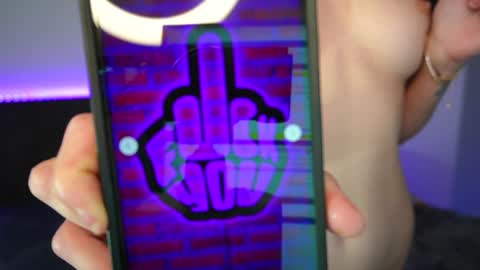 MayCarrey online show from 01/04/25, 12:37