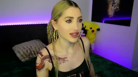 MayCarrey online show from 03/10/25, 09:51