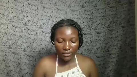 twerker_lyly online show from 09/28/25, 03:12