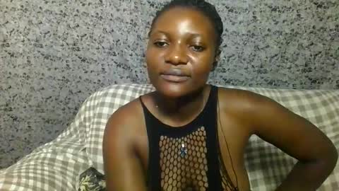 twerker_lyly online show from 10/22/25, 05:13