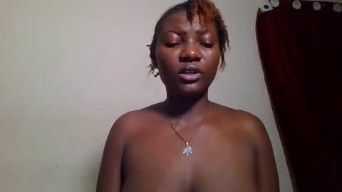 twerker_lyly online show from 11/17/25, 01:06