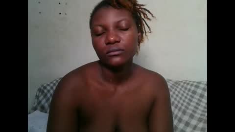 twerker_lyly online show from 11/24/25, 06:24