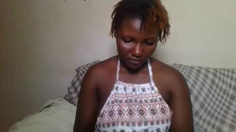 twerker_lyly online show from 11/24/25, 06:29