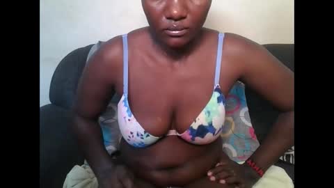 twerker_lyly online show from 12/05/25, 02:20