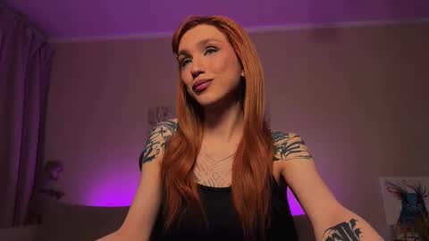 Snapshot of twiinkie_pie chatting on 11/12/25, 04:51 Maria 3 online show from 11/12/25, 04:51