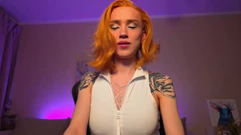 Snapshot of twiinkie_pie chatting on 01/31/26, 08:51 Maria 3 online show from 01/31/26, 08:51