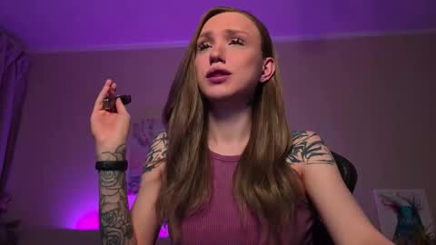 Snapshot of twiinkie_pie chatting on 03/14/26, 06:24 Maria 3 online show from 03/14/26, 06:24