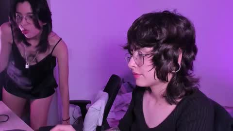 Eve  Lili online show from 10/21/25, 11:27