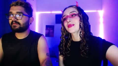 TwinFlamesXX online show from 09/11/25, 10:43