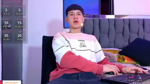Snapshot of twink_daren chatting on 06/15/26, 08:22 Mr Daren online show from 06/15/26, 08:22