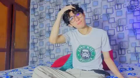 Sebastin online show from 04/12/26, 12:10