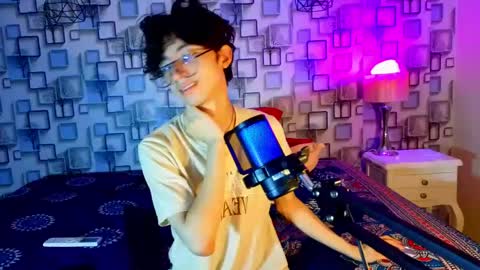 Sebastin online show from 04/26/26, 12:14
