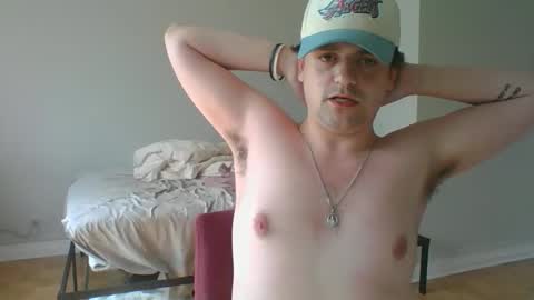 Snapshot of twinkjock2348 chatting on 04/17/26, 03:15 Twink Jock online show from 04/17/26, 03:15