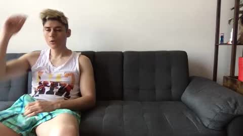 Derrick online show from 11/19/25, 05:46