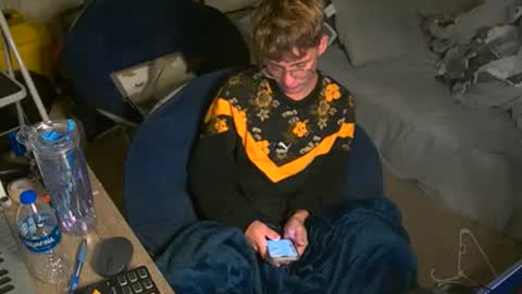 shytwink online show from 09/20/25, 01:56