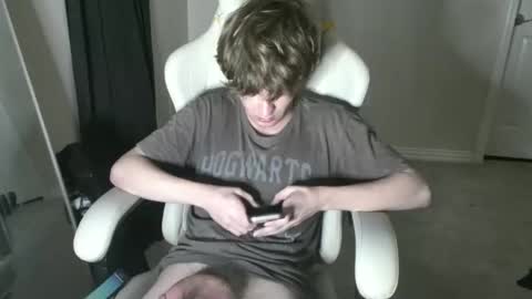 Snapshot of twinktools chatting on 01/17/26, 12:37 shytwink online show from 01/17/26, 12:37