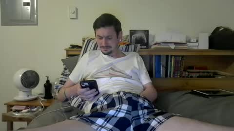 Snapshot of twinkymcgee1234 chatting on 06/14/26, 06:37 TwinkyMcgee online show from 06/14/26, 06:37