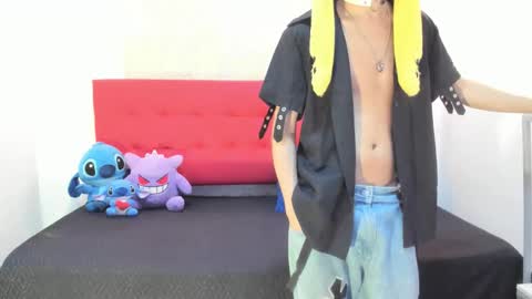 twinslovers_ online show from 12/21/25, 09:00