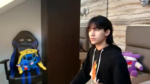 twinslovers_ online show from 01/14/26, 03:23