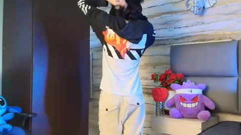 twinslovers_ online show from 02/20/26, 03:47