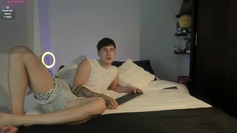 twintease online show from 01/28/25, 05:35