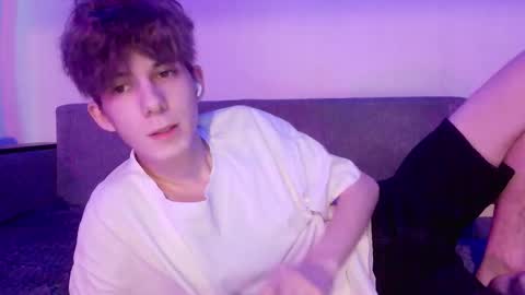 Snapshot of twishadow chatting on 02/16/26, 12:01 TwiShadow online show from 02/16/26, 12:01