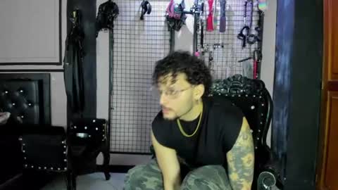 Snapshot of twisted_fantasy_ chatting on 06/30/26, 04:35 Clio Tadeo online show from 06/30/26, 04:35
