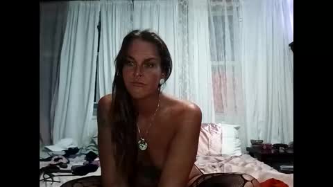 Twocrazy85 online show from 12/06/24, 08:26