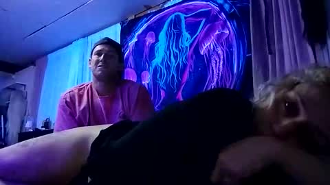 Twocrazy85 online show from 02/08/26, 07:56